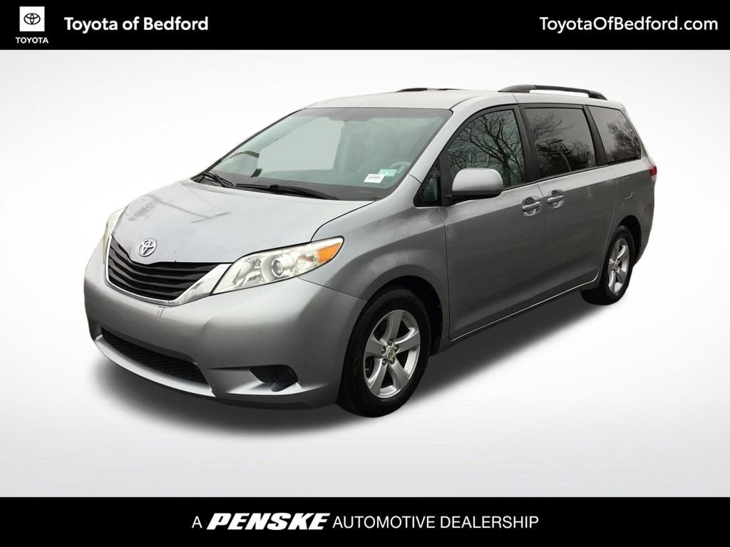 2012 Toyota Sienna LE