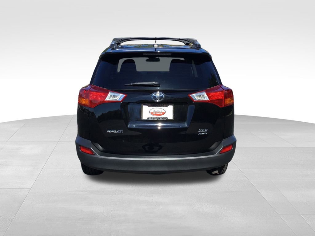 2014 Toyota RAV4 XLE photo 3