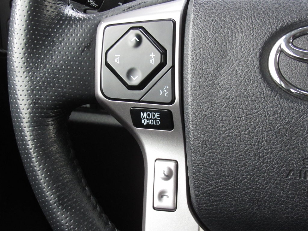 2023 Toyota 4Runner Limited - Photo 26