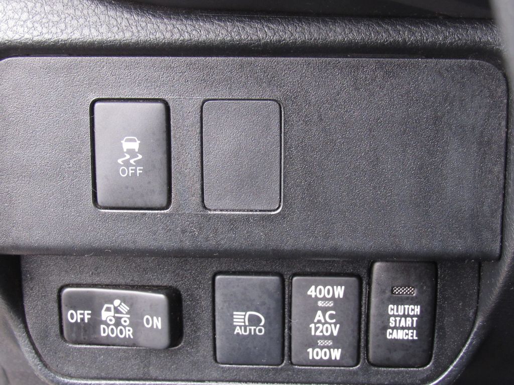2020 Toyota Tacoma TRD Sport - Photo 30