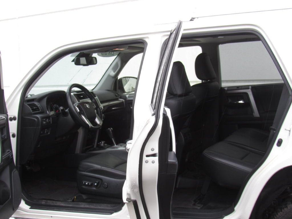 2023 Toyota 4Runner Limited - Photo 13