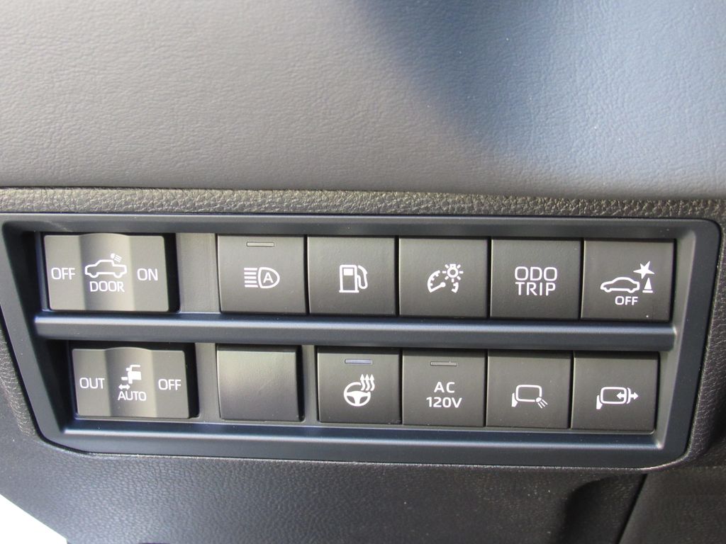 2026 Toyota Tundra Platinum - Photo 41