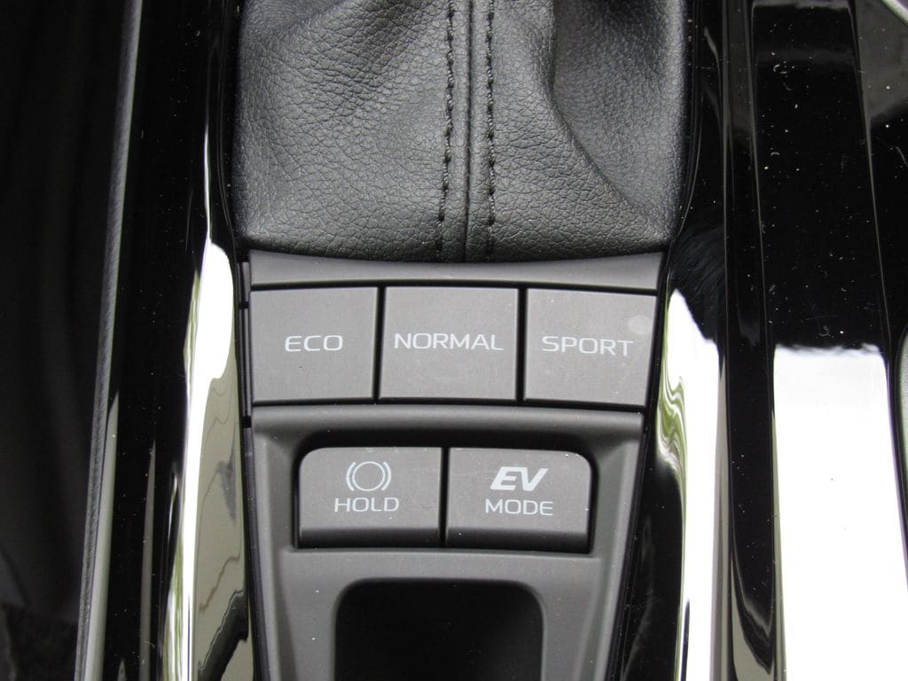 2025 Toyota Camry XLE - Photo 31