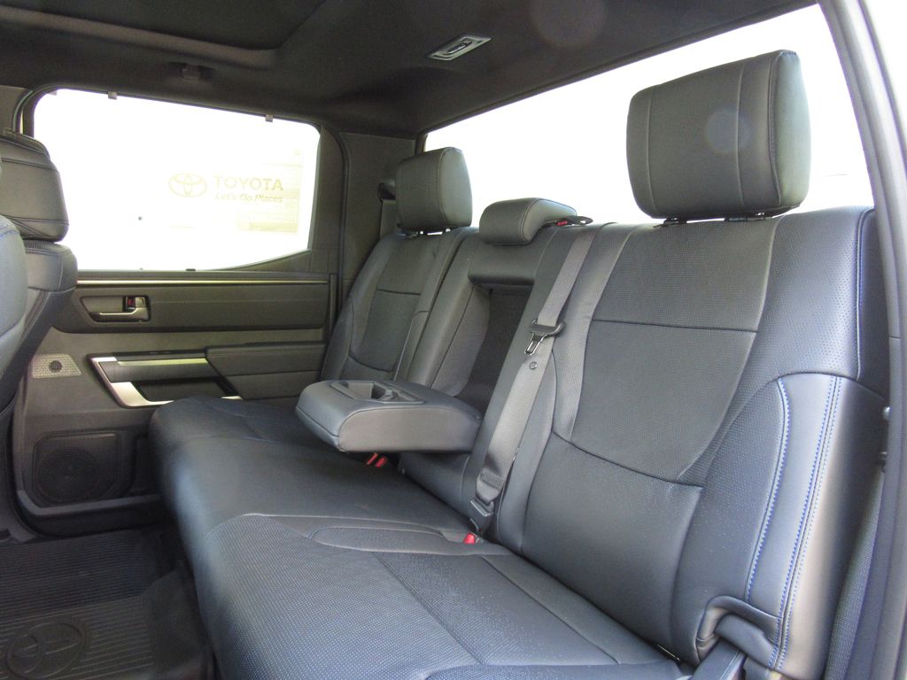 2026 Toyota Tundra Platinum - Photo 22