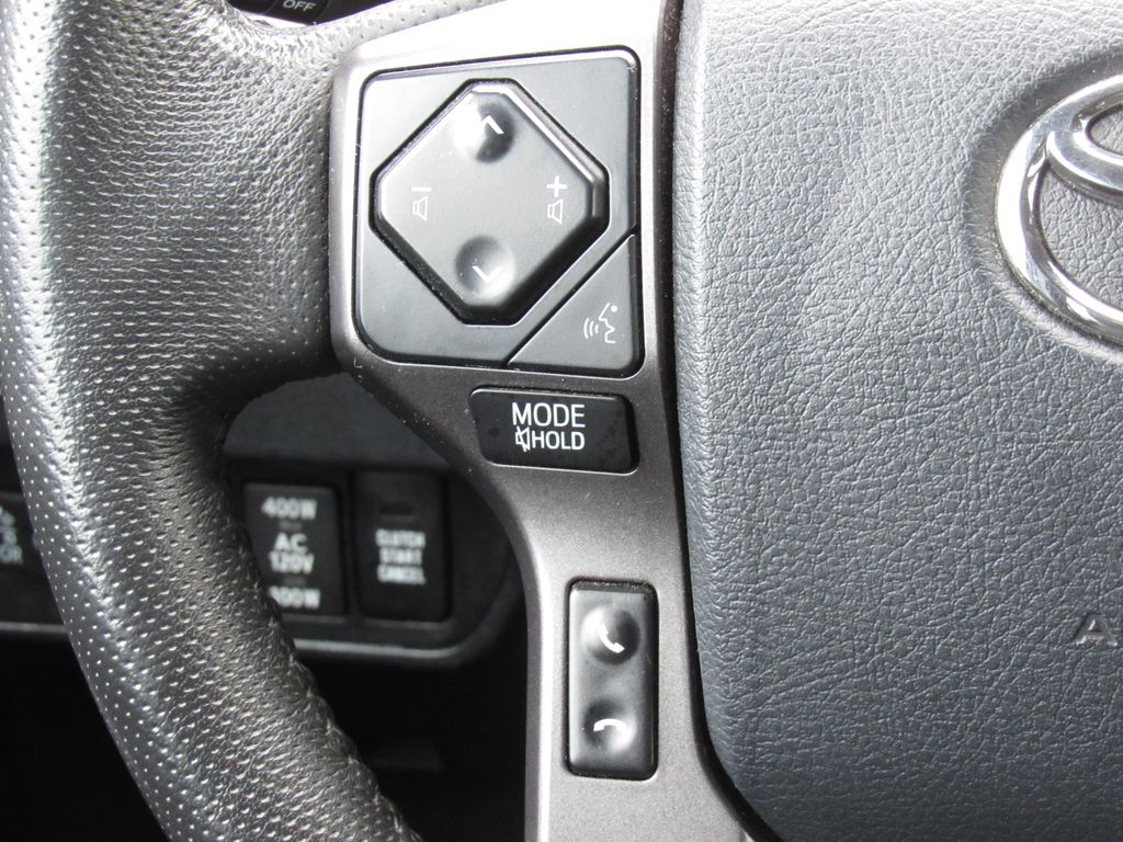 2020 Toyota Tacoma TRD Sport - Photo 23