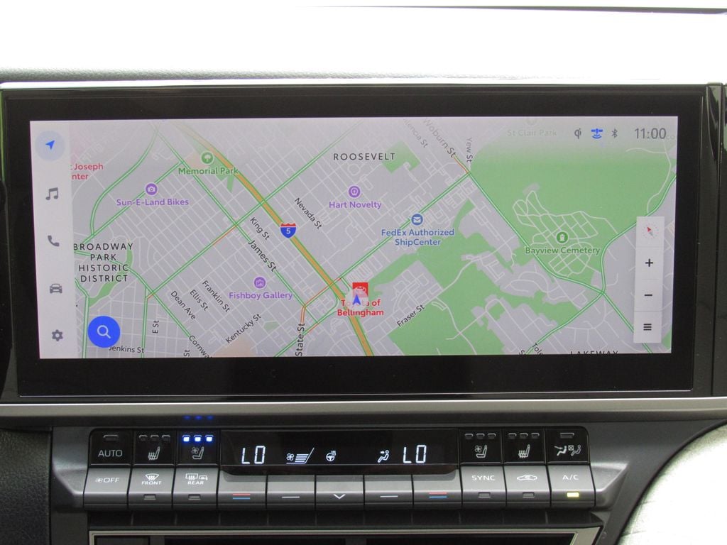 2025 Toyota Camry XLE - Photo 29