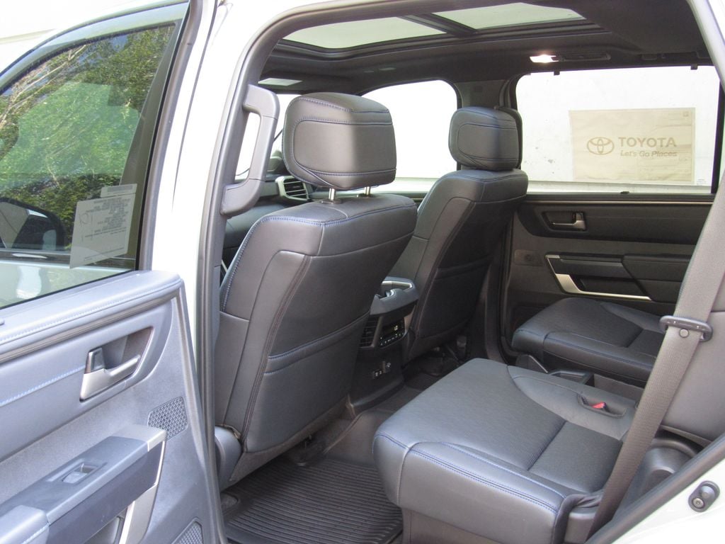 2026 Toyota Sequoia Platinum - Photo 15