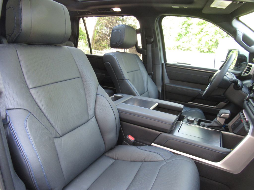 2026 Toyota Sequoia Platinum - Photo 22