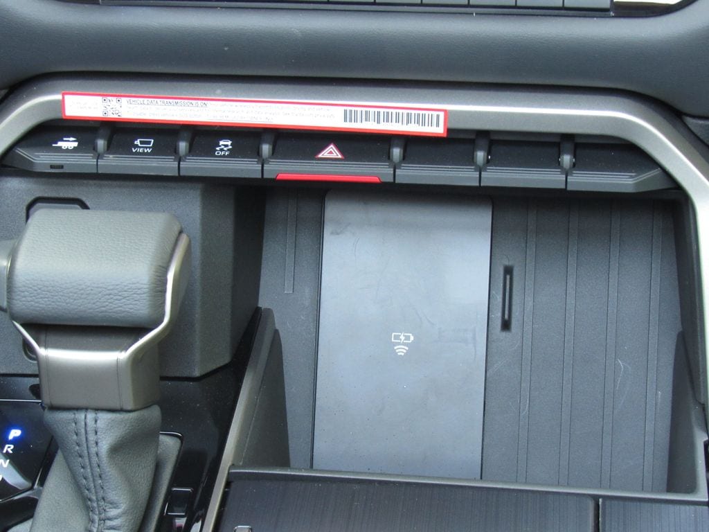 2026 Toyota Sequoia Platinum - Photo 37