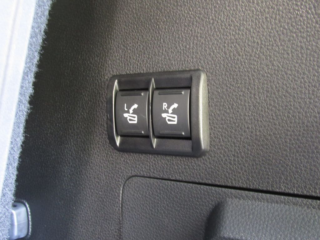 2026 Toyota Sequoia Platinum - Photo 26