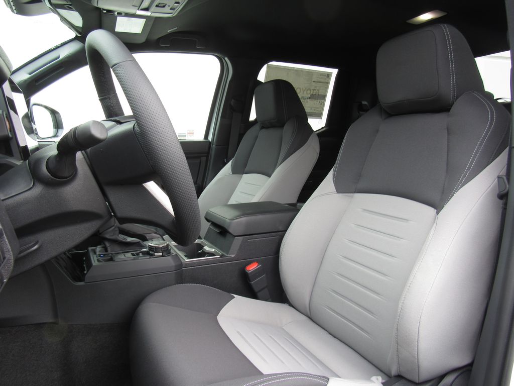 2026 Toyota Tacoma TRD Sport - Photo 14