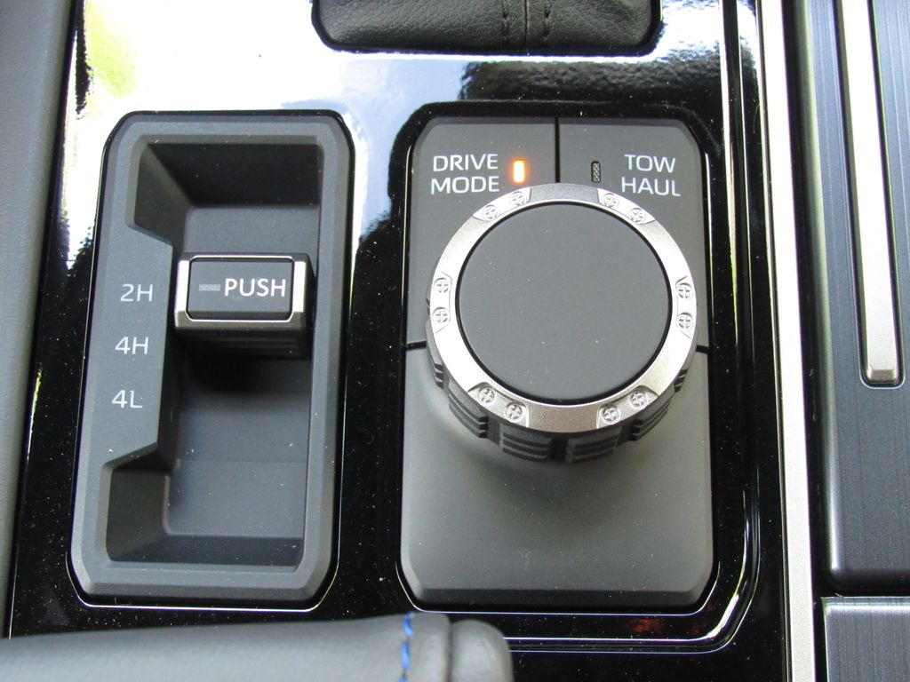 2026 Toyota Tundra Platinum - Photo 36