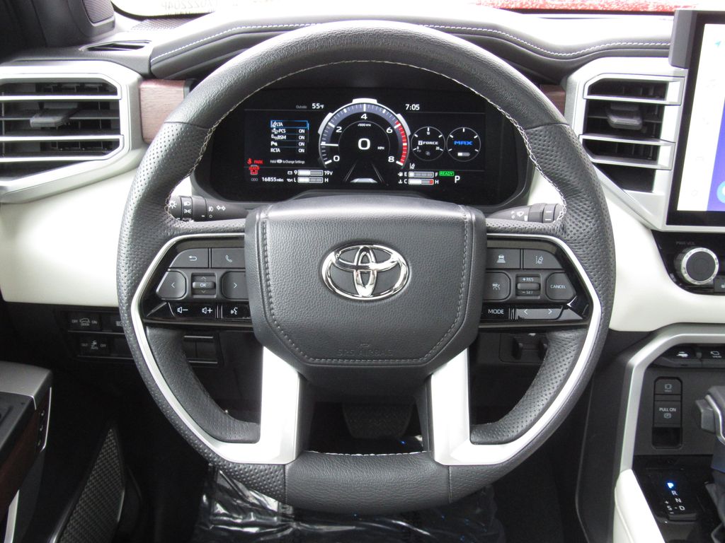 2024 Toyota Sequoia Platinum - Photo 30