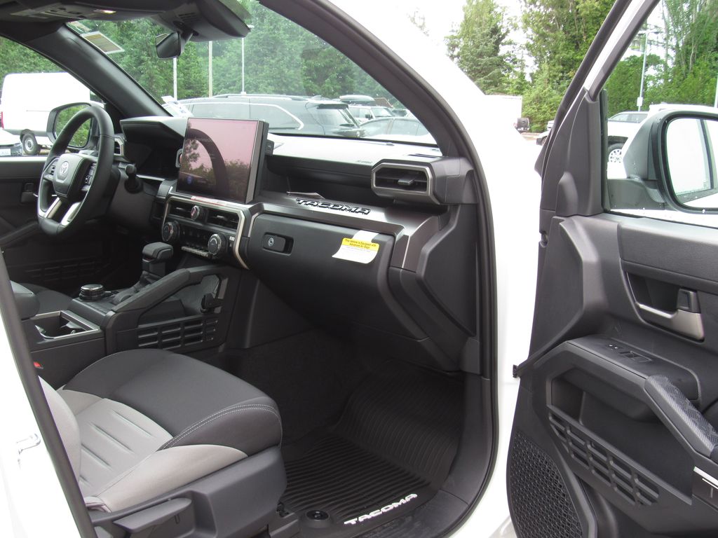 2026 Toyota Tacoma TRD Sport - Photo 20