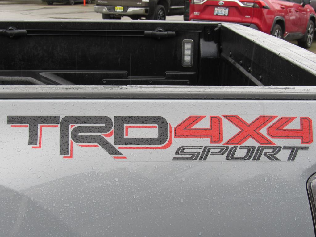 2020 Toyota Tacoma TRD Sport - Photo 9