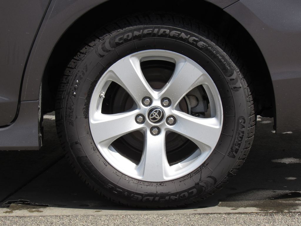 2020 Toyota Sienna L - Photo 33