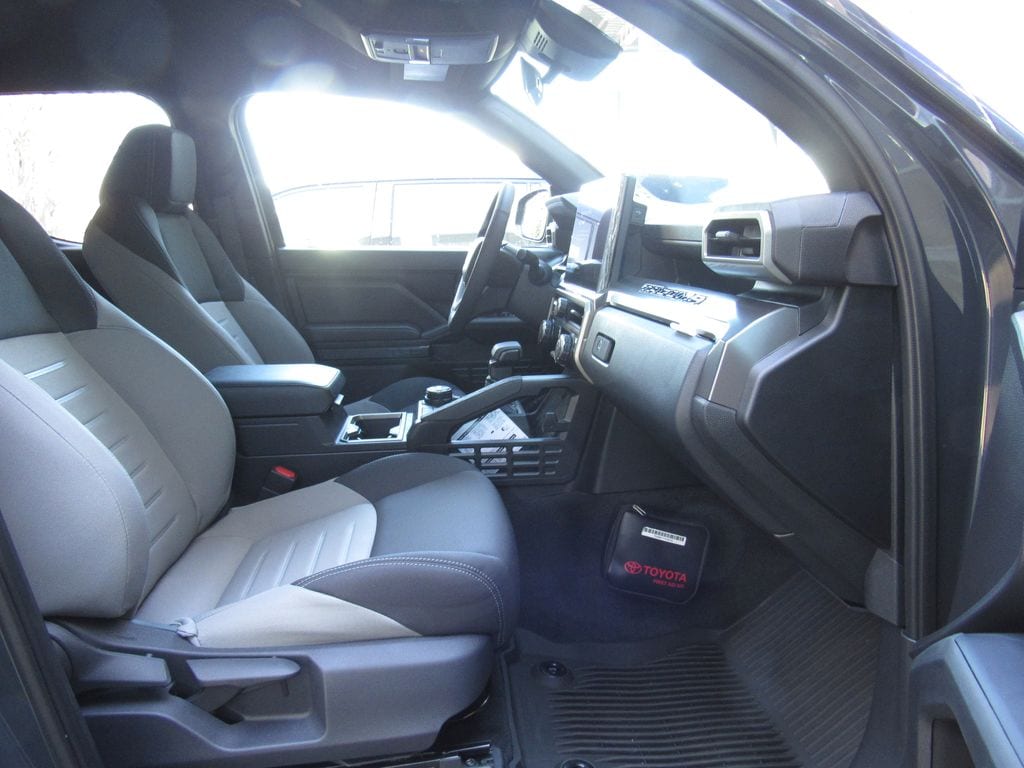 2026 Toyota Tacoma TRD Off Road - Photo 24