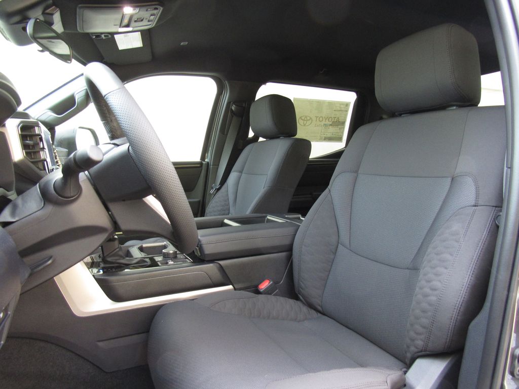 2026 Toyota Tundra SR5 - Photo 14