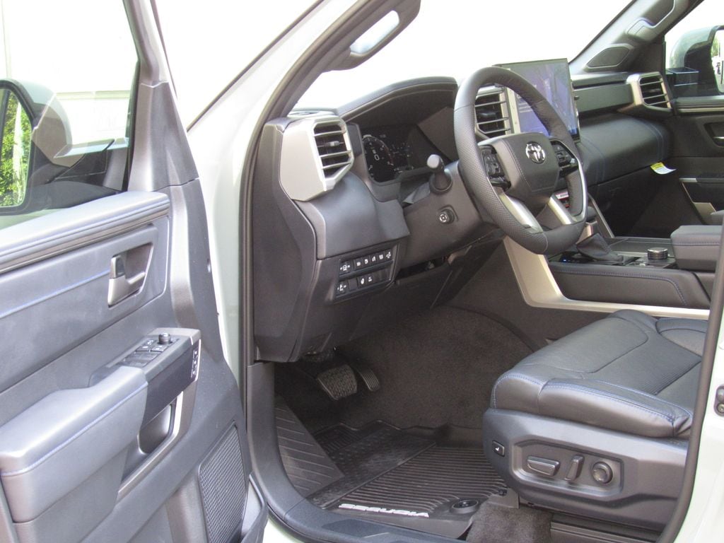 2026 Toyota Sequoia Platinum - Photo 10