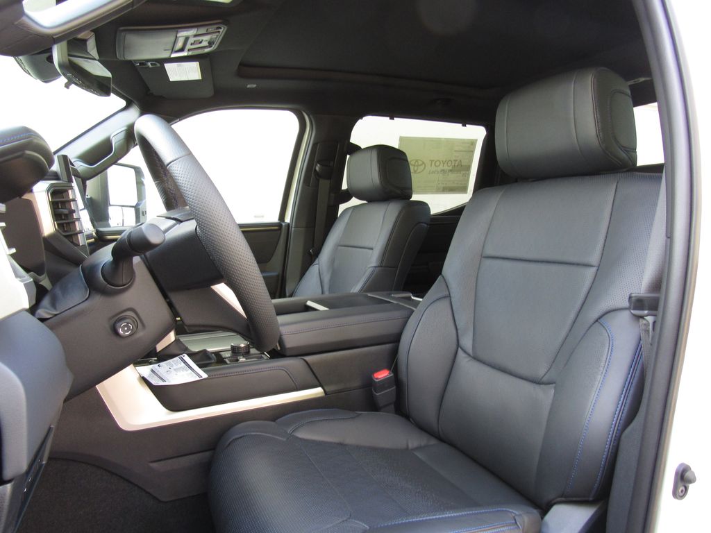 2026 Toyota Tundra Platinum - Photo 17