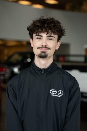Staff member Jacob Landers from ID_66f3b8