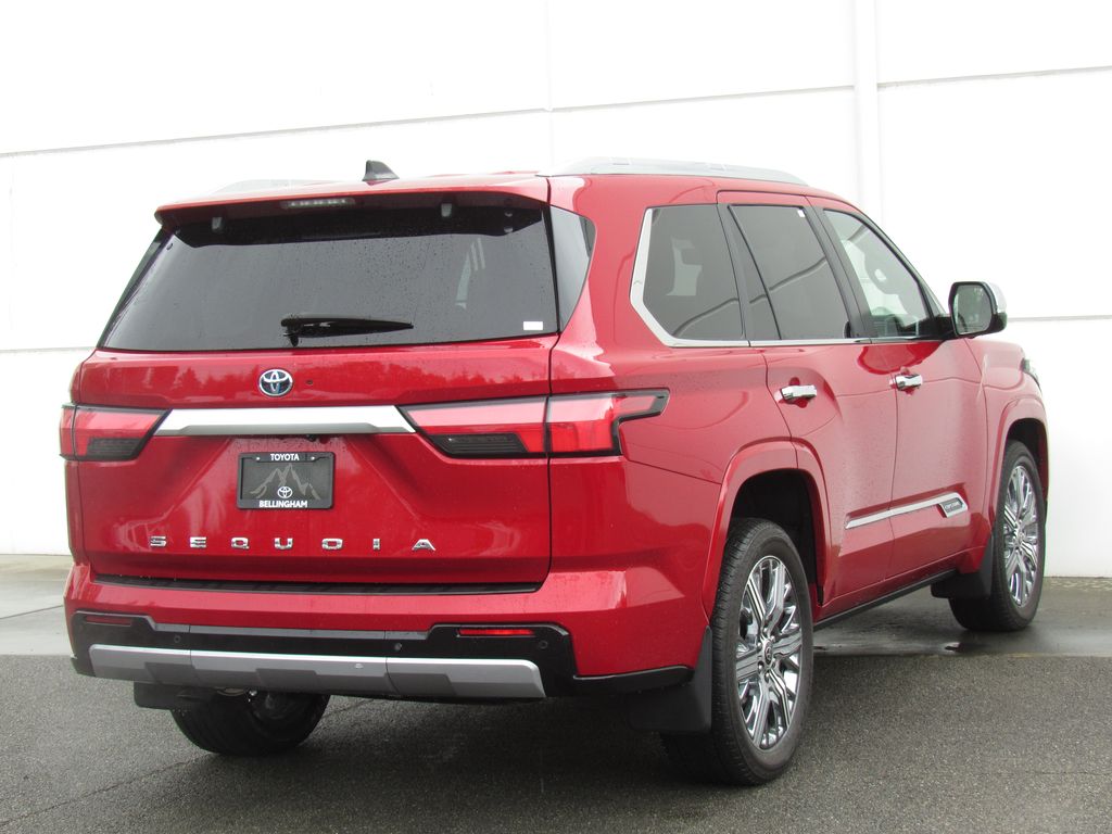 2024 Toyota Sequoia Platinum - Photo 6