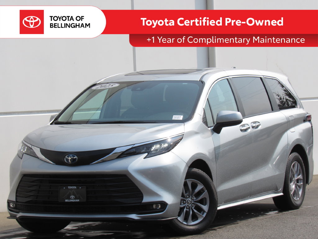 2025 Toyota Sienna XLE