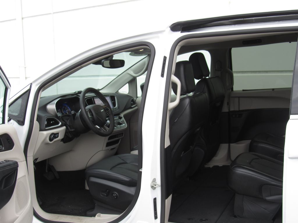 Photo 12