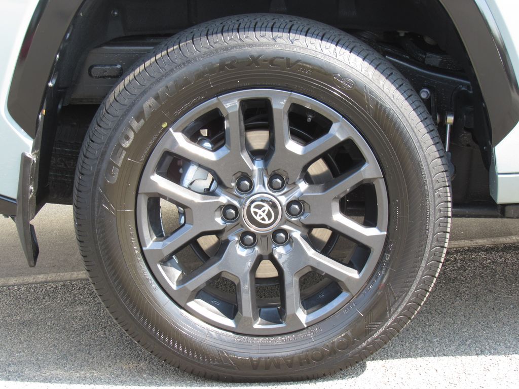 2026 Toyota Sequoia Platinum - Photo 45