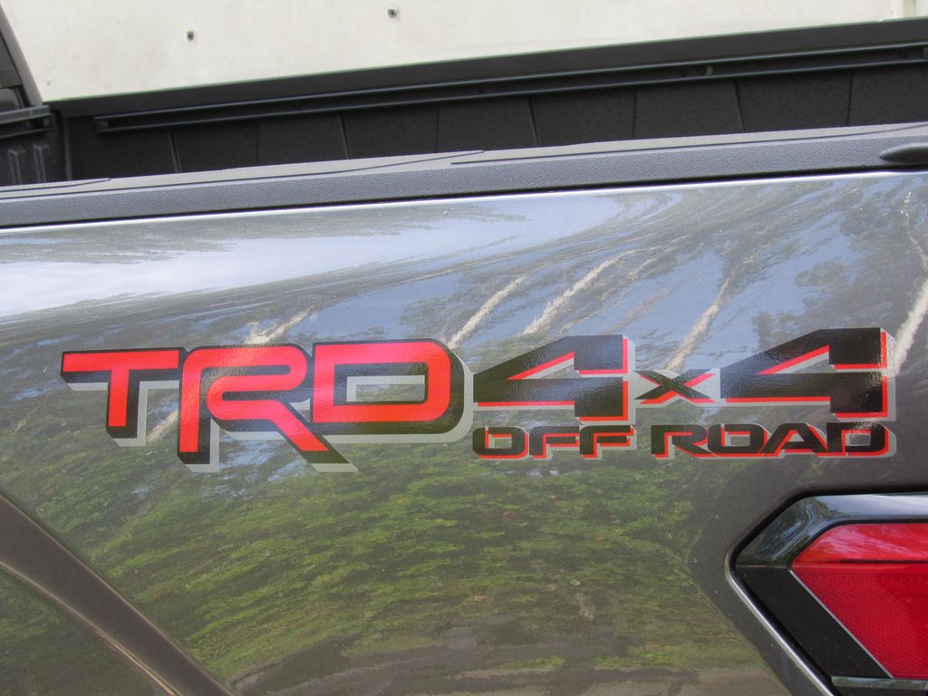 2026 Toyota Tundra SR5 - Photo 10