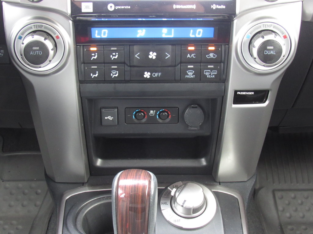 2023 Toyota 4Runner Limited - Photo 31