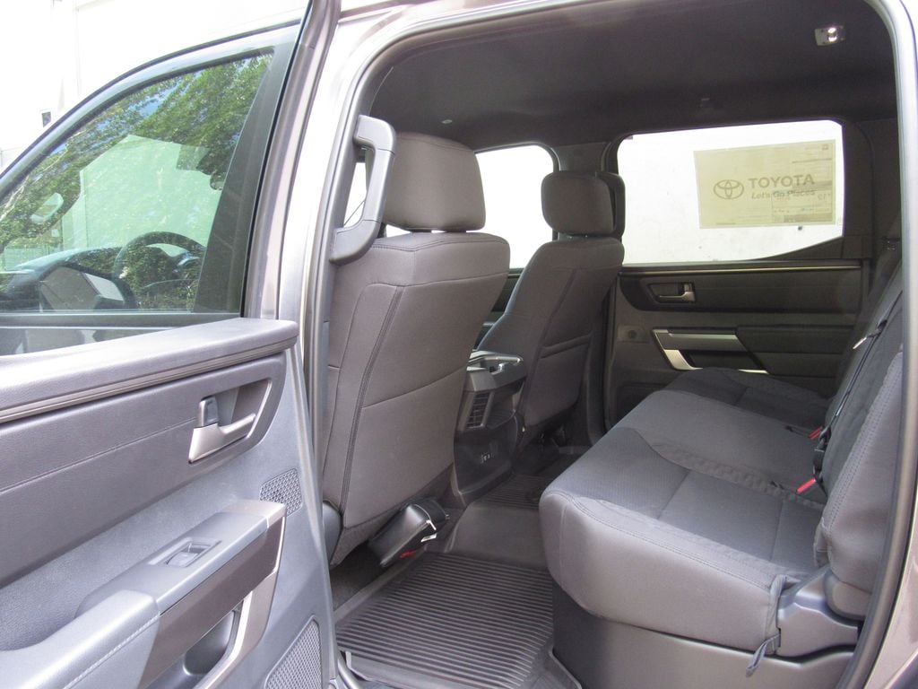 2026 Toyota Tundra SR5 - Photo 17