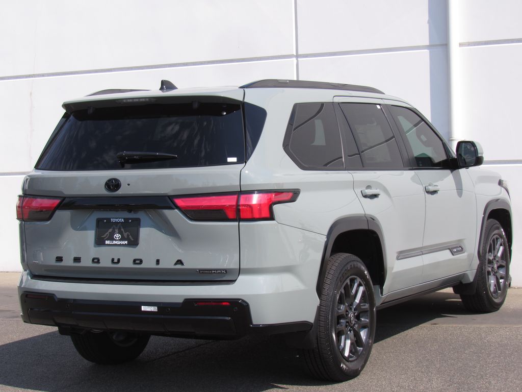 2026 Toyota Sequoia Platinum - Photo 6