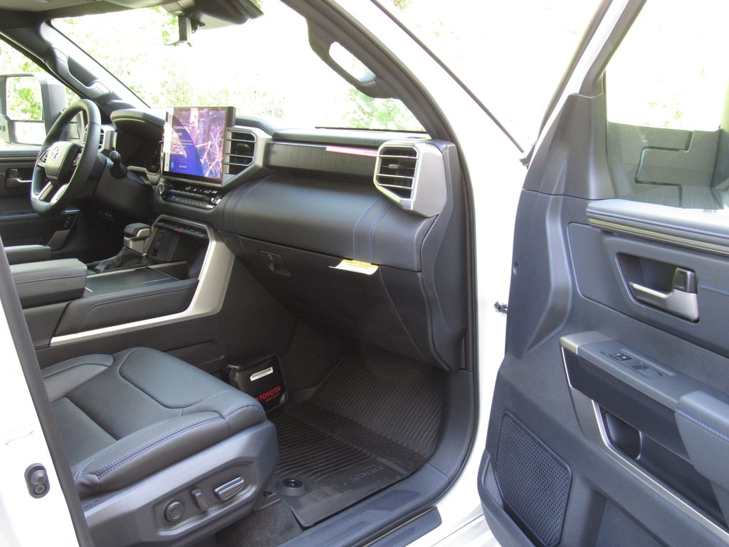 2026 Toyota Tundra Platinum - Photo 23