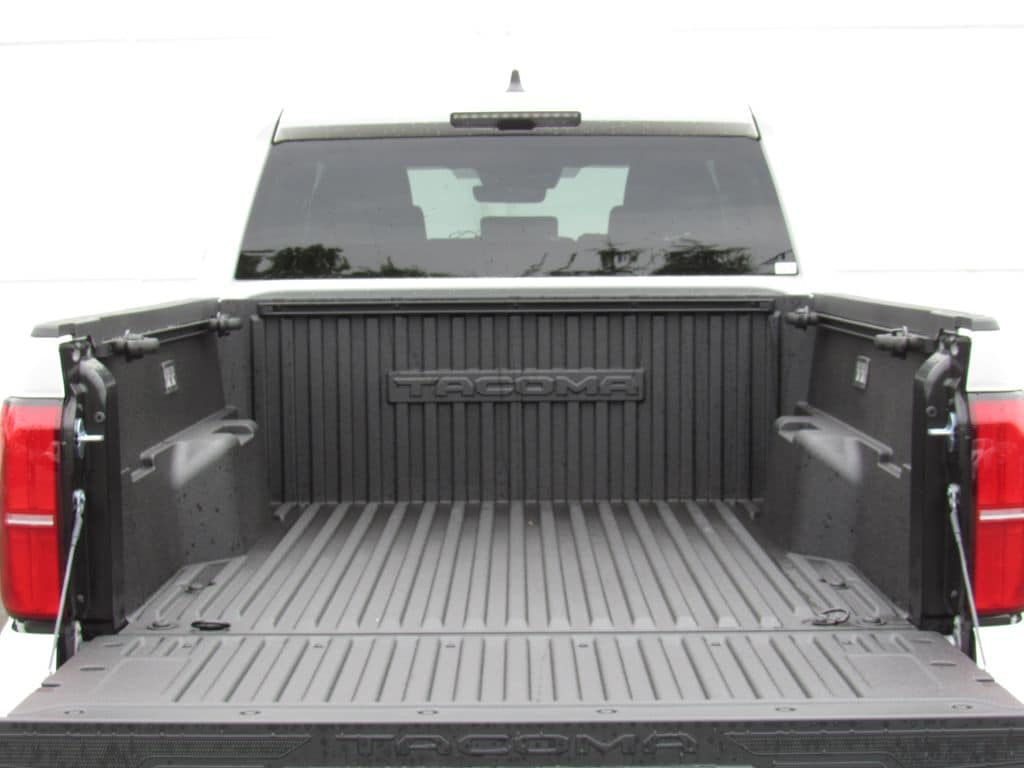 2026 Toyota Tacoma TRD Sport - Photo 8