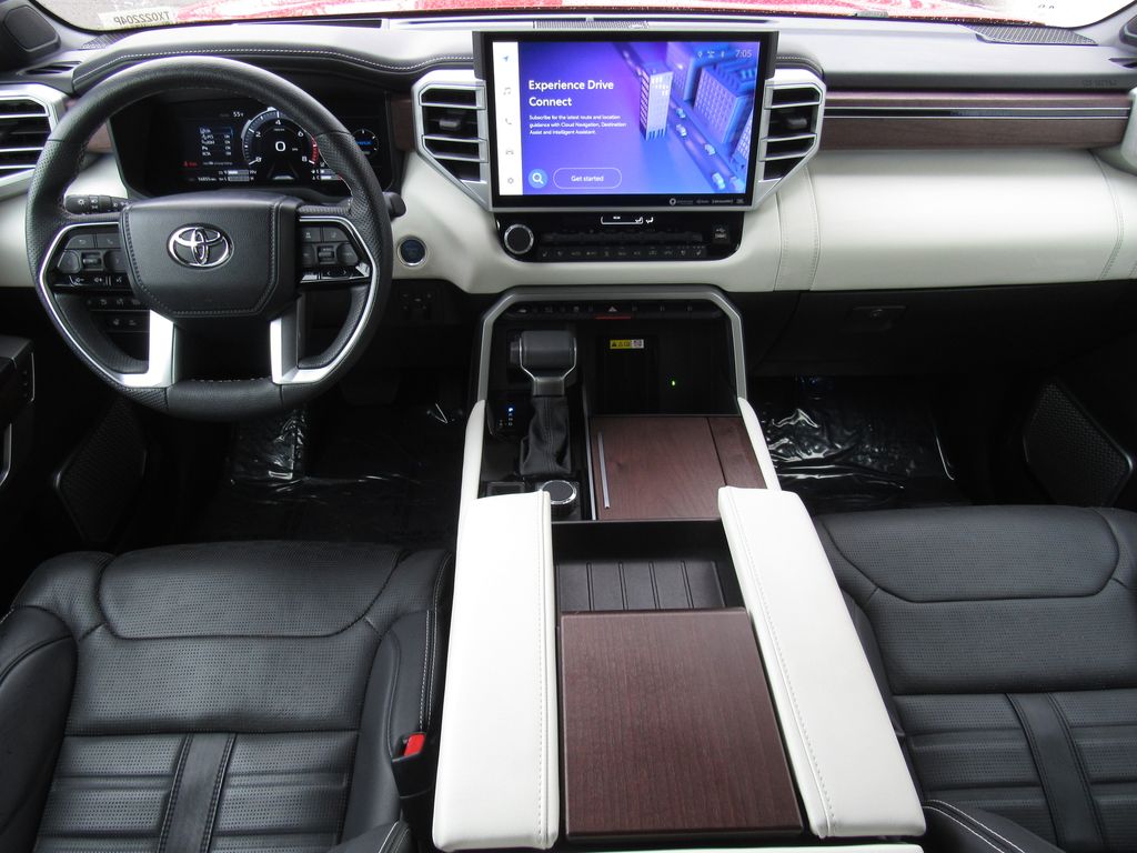 2024 Toyota Sequoia Platinum - Photo 39