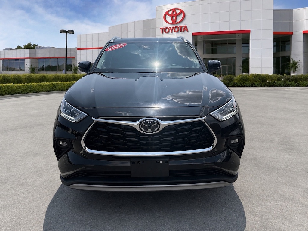 Certified 2025 Toyota Highlander Hybrid Platinum Hybrid Platinum AWD
