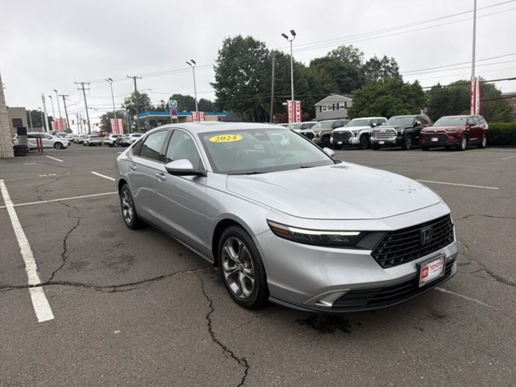 Used 2024 Honda Accord EX Sedan