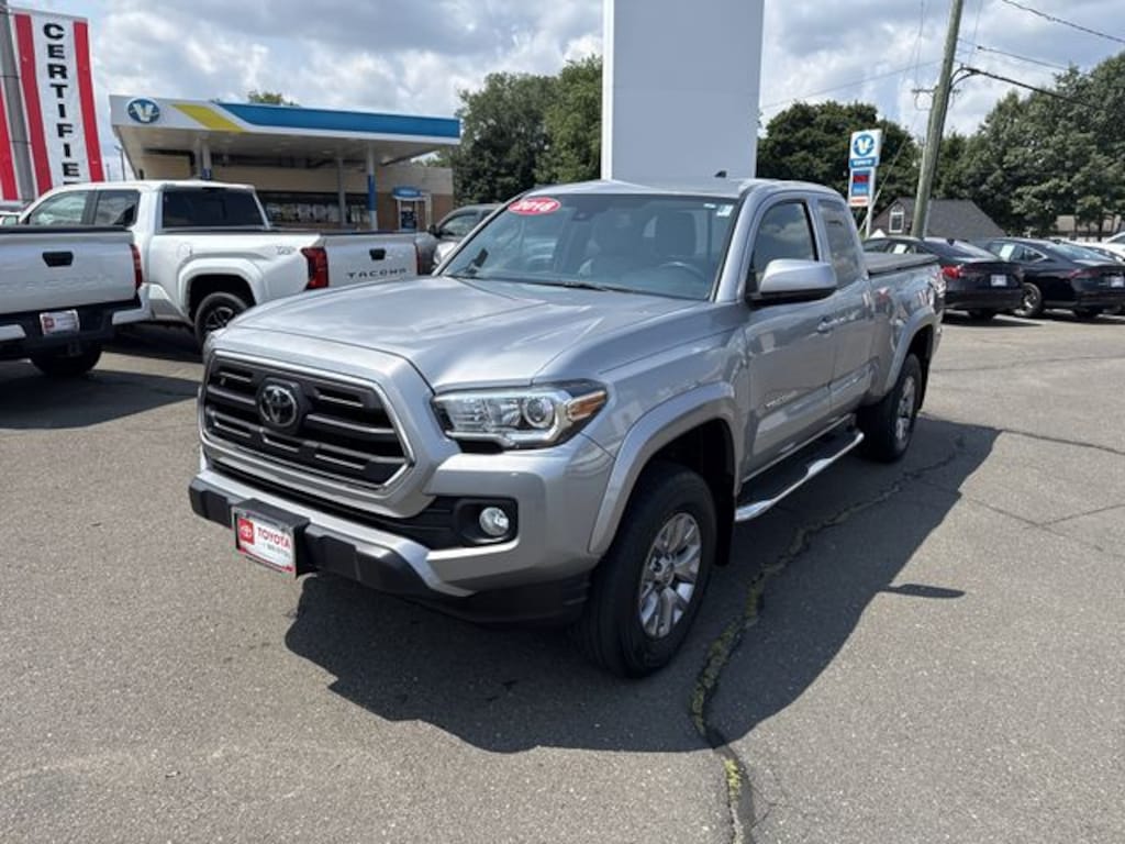 Used 2018 Toyota Tacoma SR5 Truck
