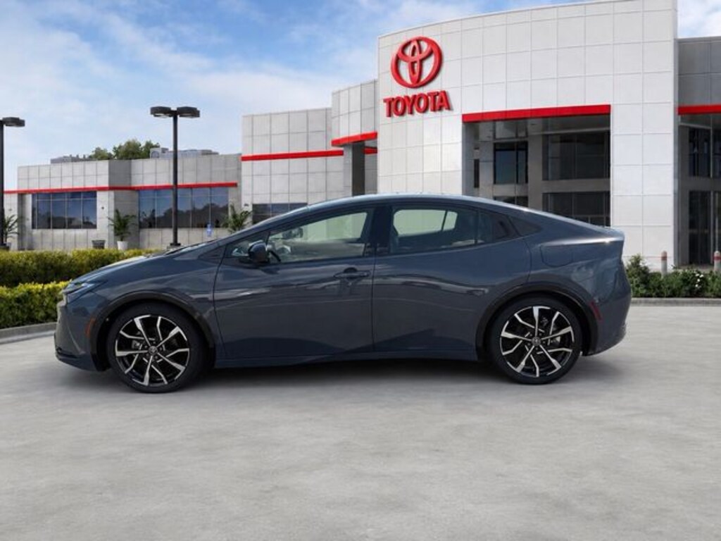 Used 2025 Toyota Prius Plug-In Hybrid XSE Hatchback