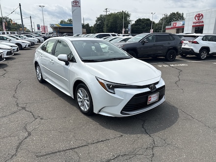 2026 Toyota Corolla Hybrid XLE Sedan