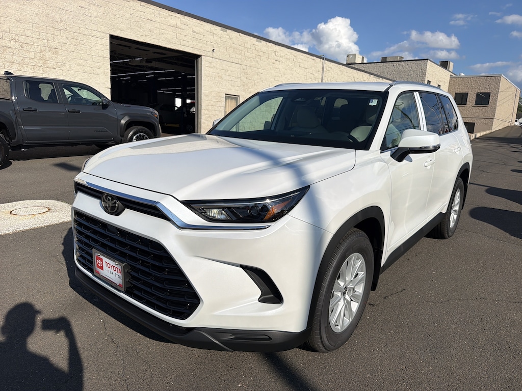 New 2026 Toyota Grand Highlander XLE SUV