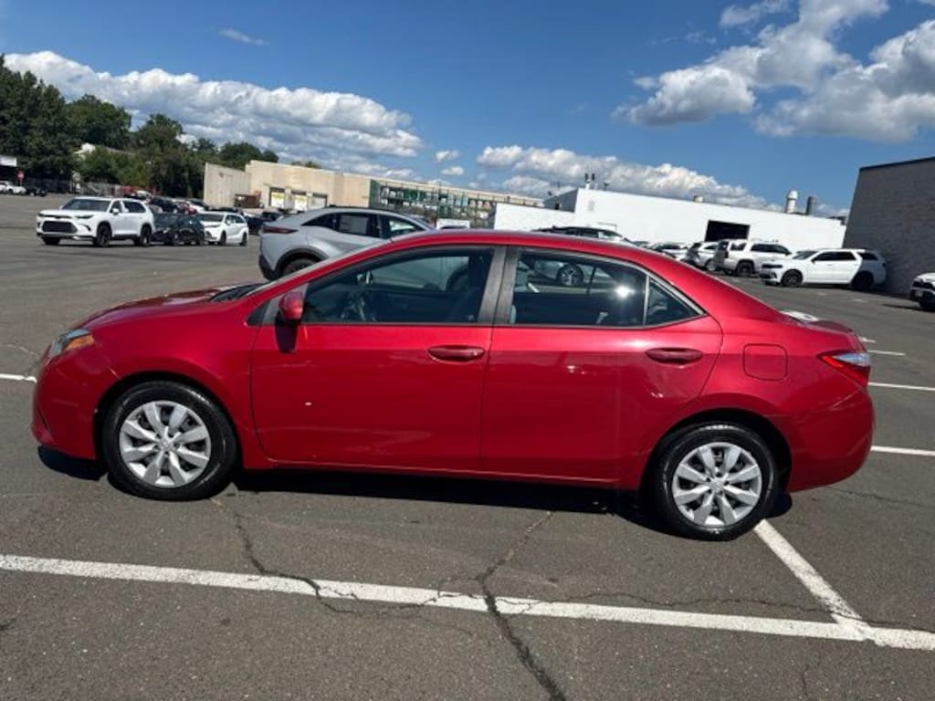 Used 2016 Toyota Corolla LE Sedan
