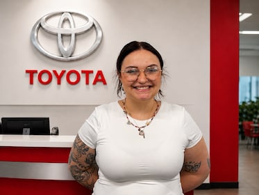 Staff member Morgan from ID_7f5884