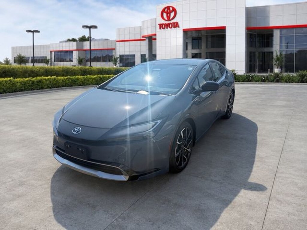 Used 2025 Toyota Prius Plug-In Hybrid XSE Hatchback