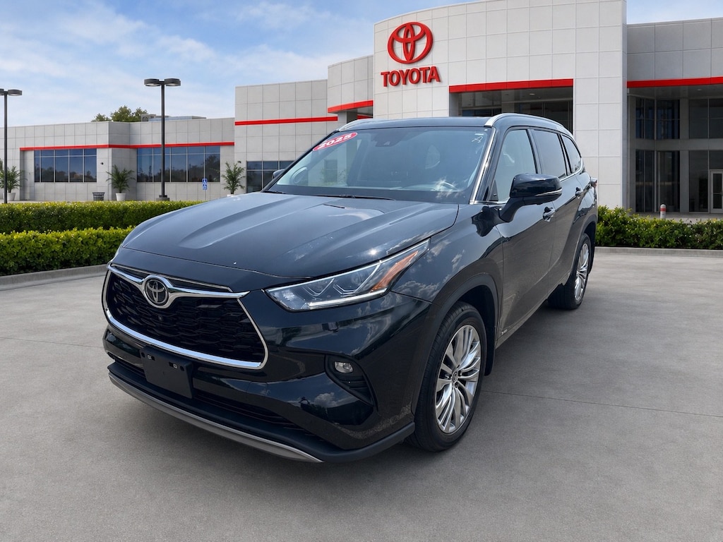 Certified 2025 Toyota Highlander Hybrid Platinum Hybrid Platinum AWD