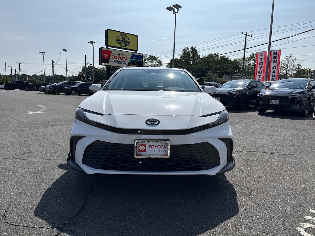 New 2026 Toyota Camry SE Sedan