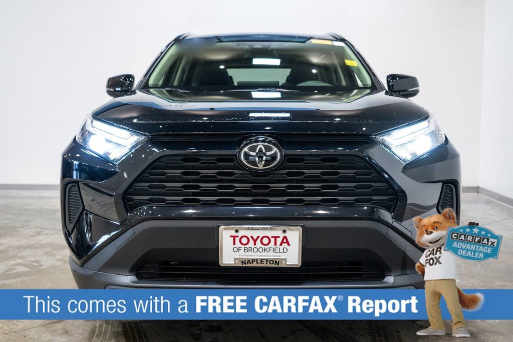 Used 2023 Toyota RAV4 XLE with VIN JTMP1RFV2PD094517 for sale in Kansas City