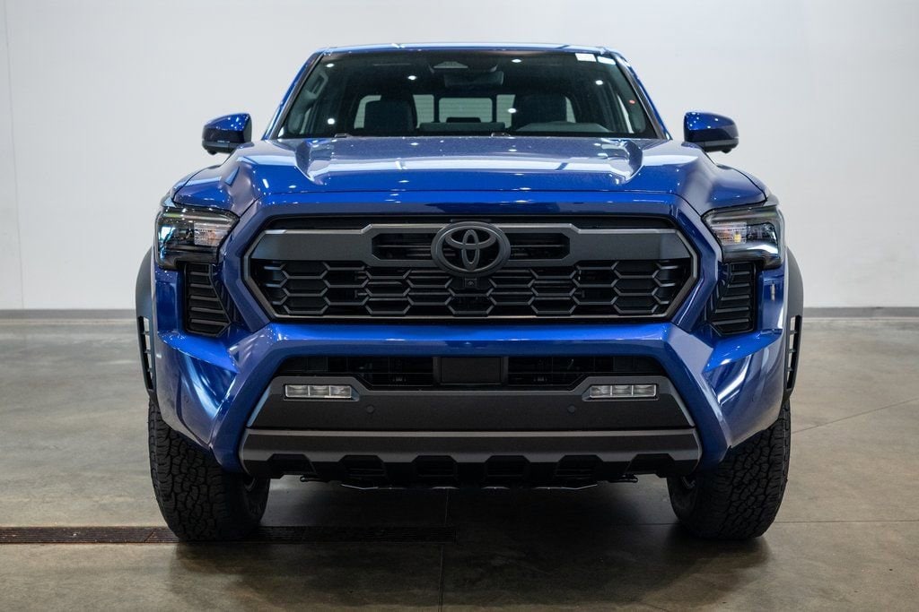 New 2025 Toyota Tacoma TRD Off-Road Truck Double Cab