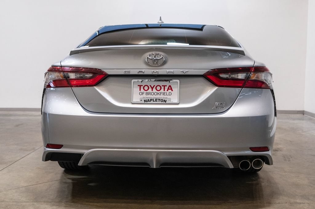 2024 Toyota Camry SE - Photo 8